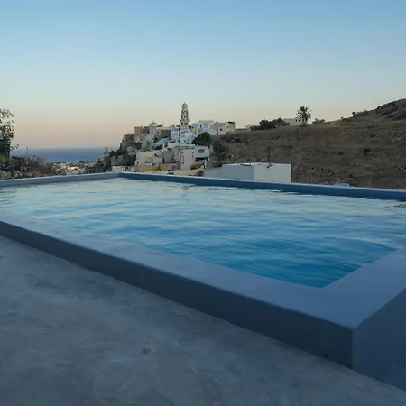 Paramythi Art Maison Emporio (Santorini)