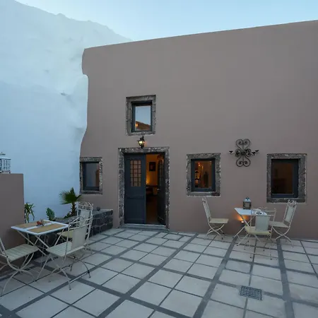 Aparthotel Paramythi Art Maison