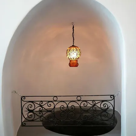 Lägenhetshotell Paramythi Art Maison 4*