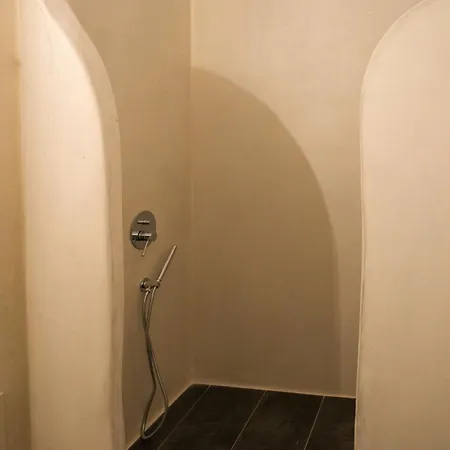 Paramythi Art Maison アパートホテル