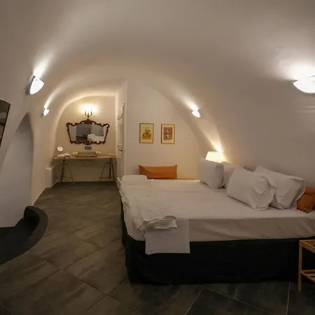 Paramythi Art Maison 4* Emporio (Santorini)