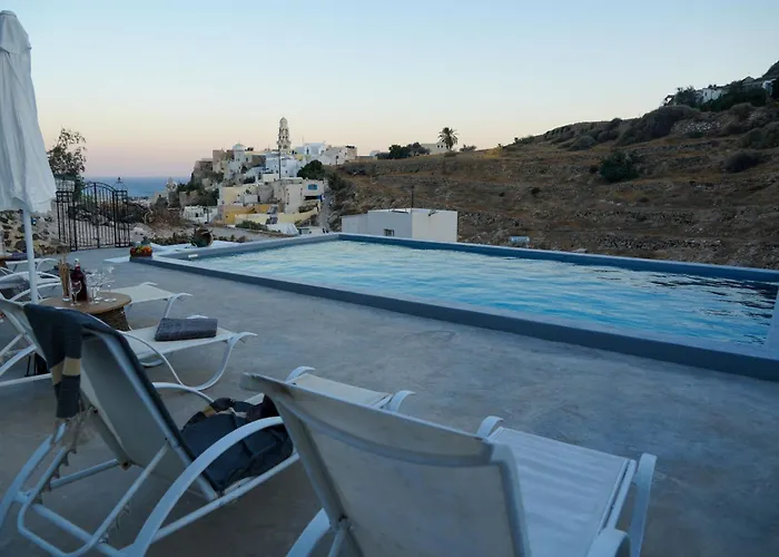 Ξενοδοχείο με διαμερίσματα Paramythi Art Maison