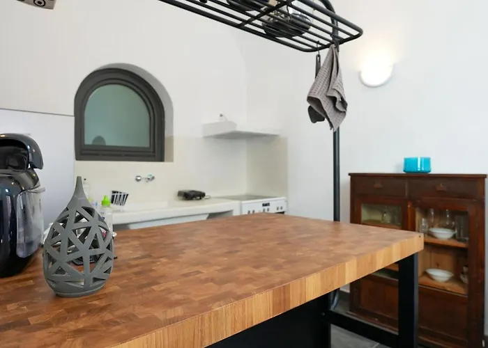 Paramythi Art Maison 4* Εμπορειό