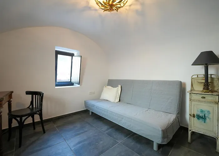 Paramythi Art Maison 4* Εμπορειό