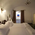 Paramythi Art Maison Emporio (Santorini)