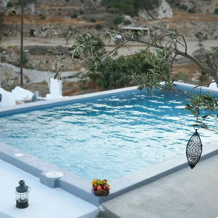 Lägenhetshotell Paramythi Art Maison 4*