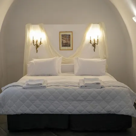 Lägenhetshotell Paramythi Art Maison Emporio (Santorini)