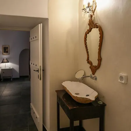 Lägenhetshotell Paramythi Art Maison